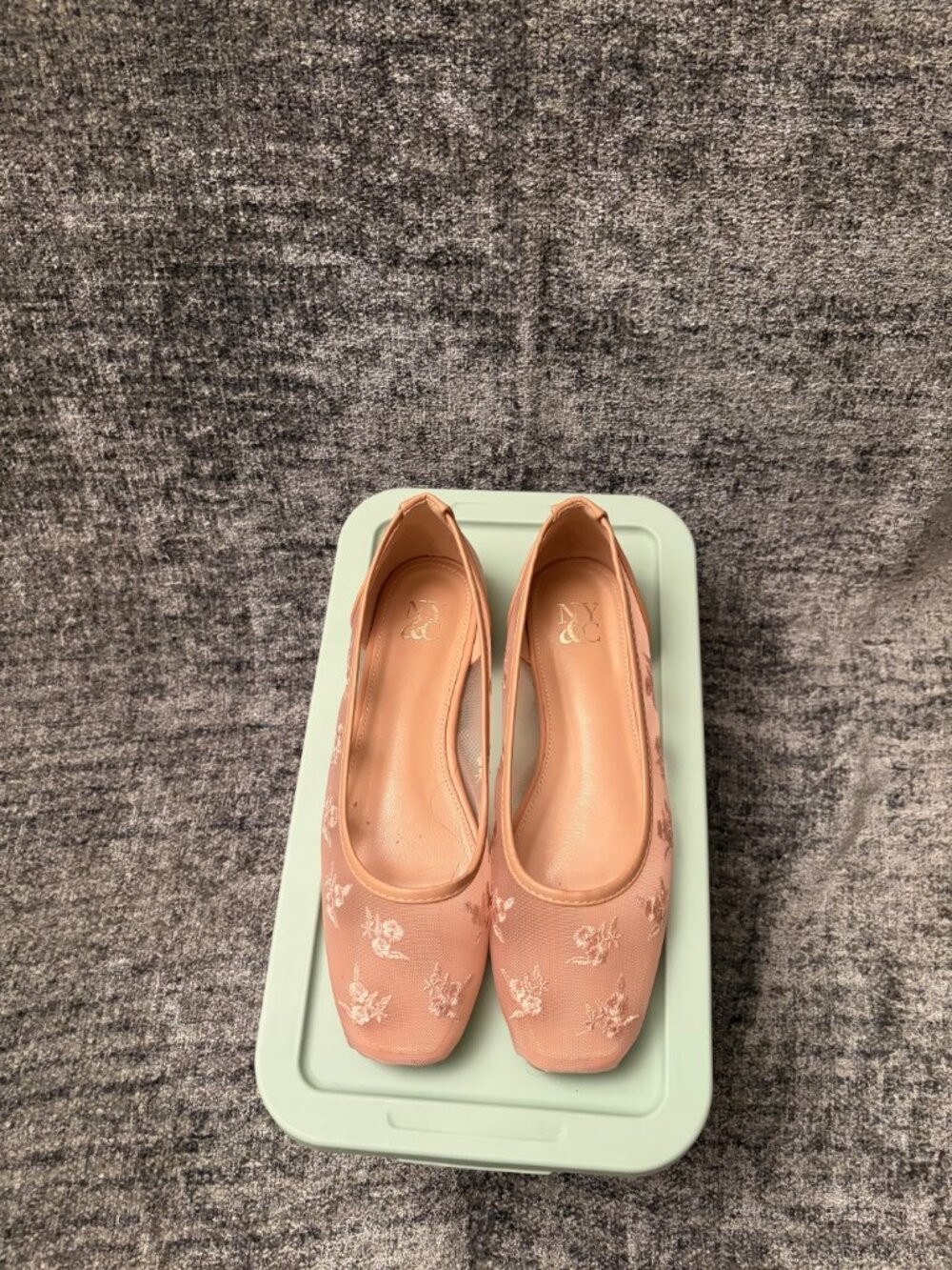 BALLERINA FLATS - Picture 2 of 8